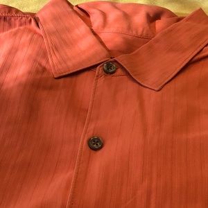 NWOT Tommy Bahama 100% Silk Men’s Short Sleeve Shirt